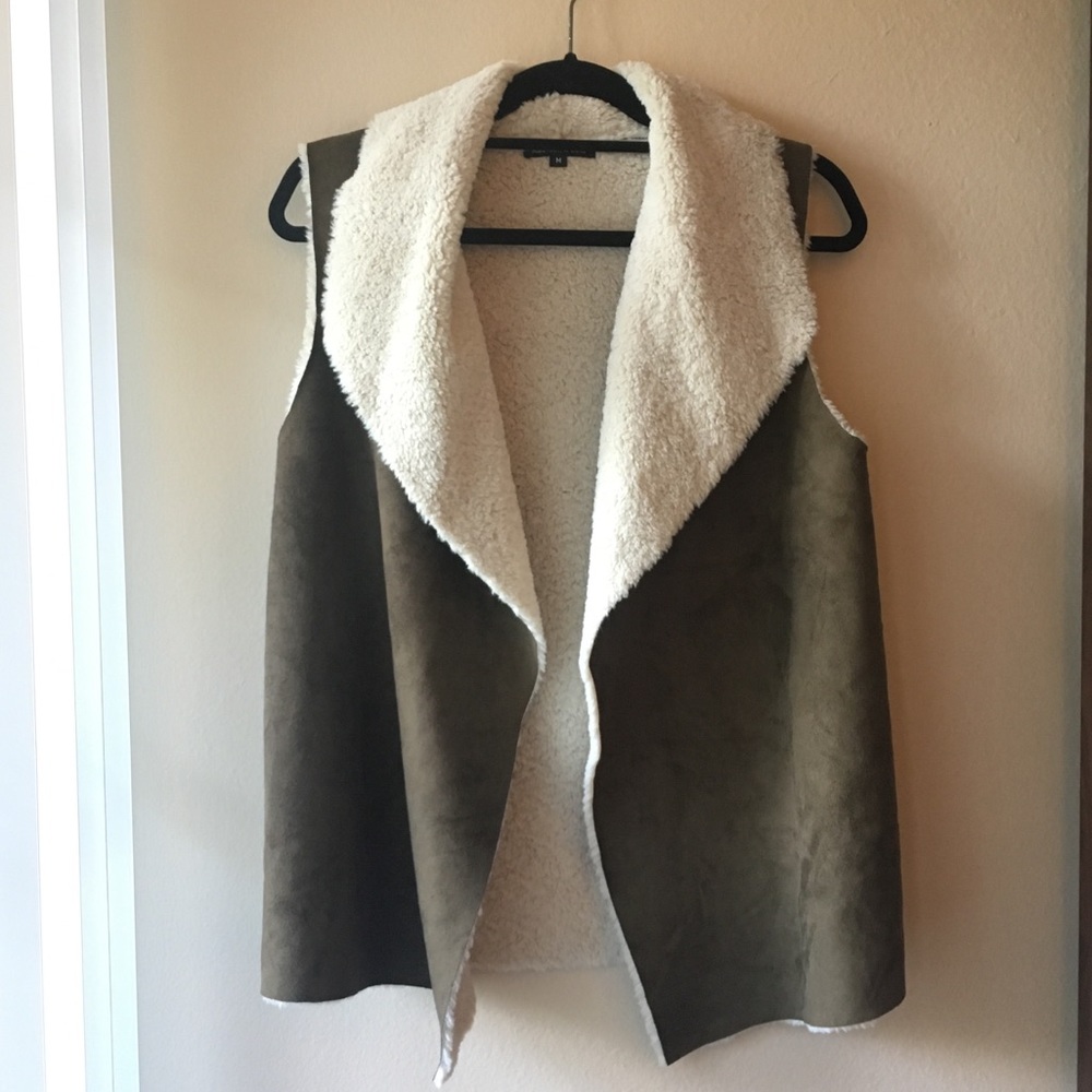 NWOT Faux Shearling Vest
